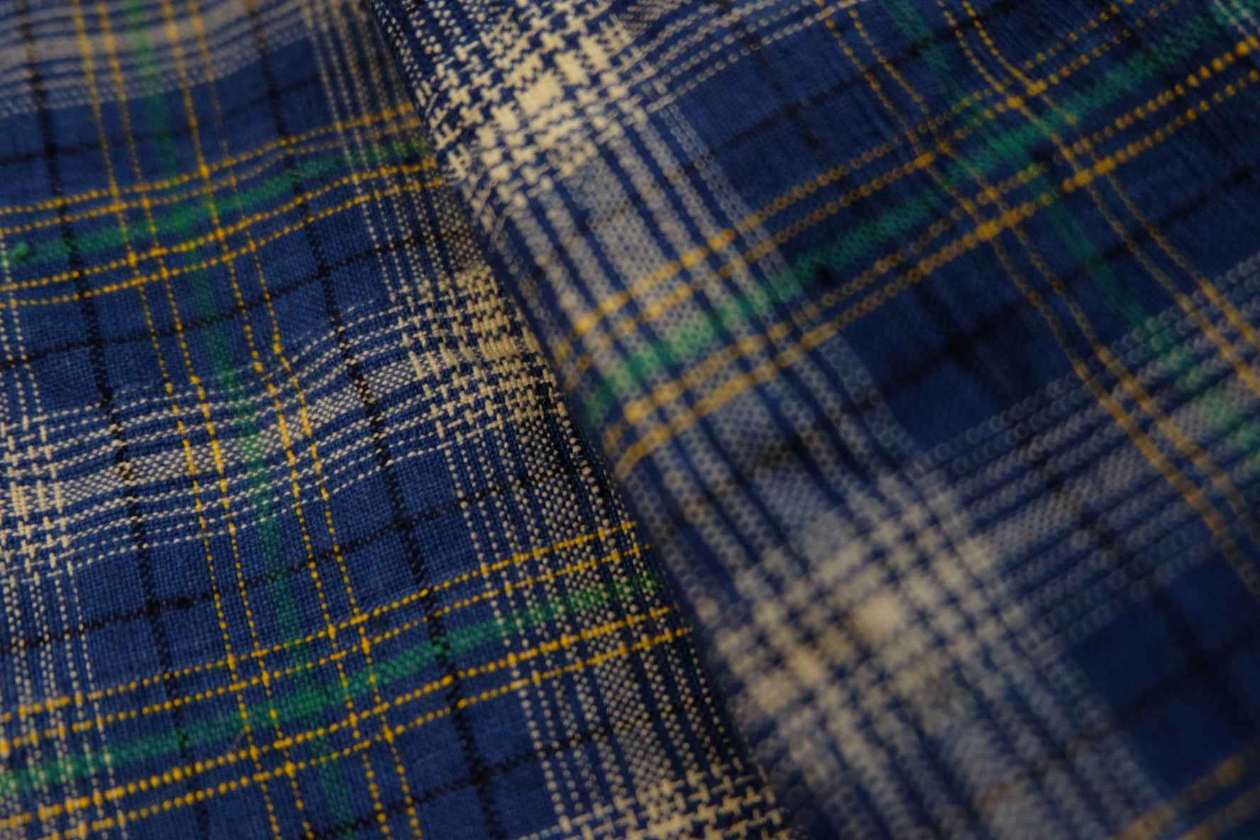 Southern Tǔbù: 'Azure Grid' with Golden Thread - BUBBO