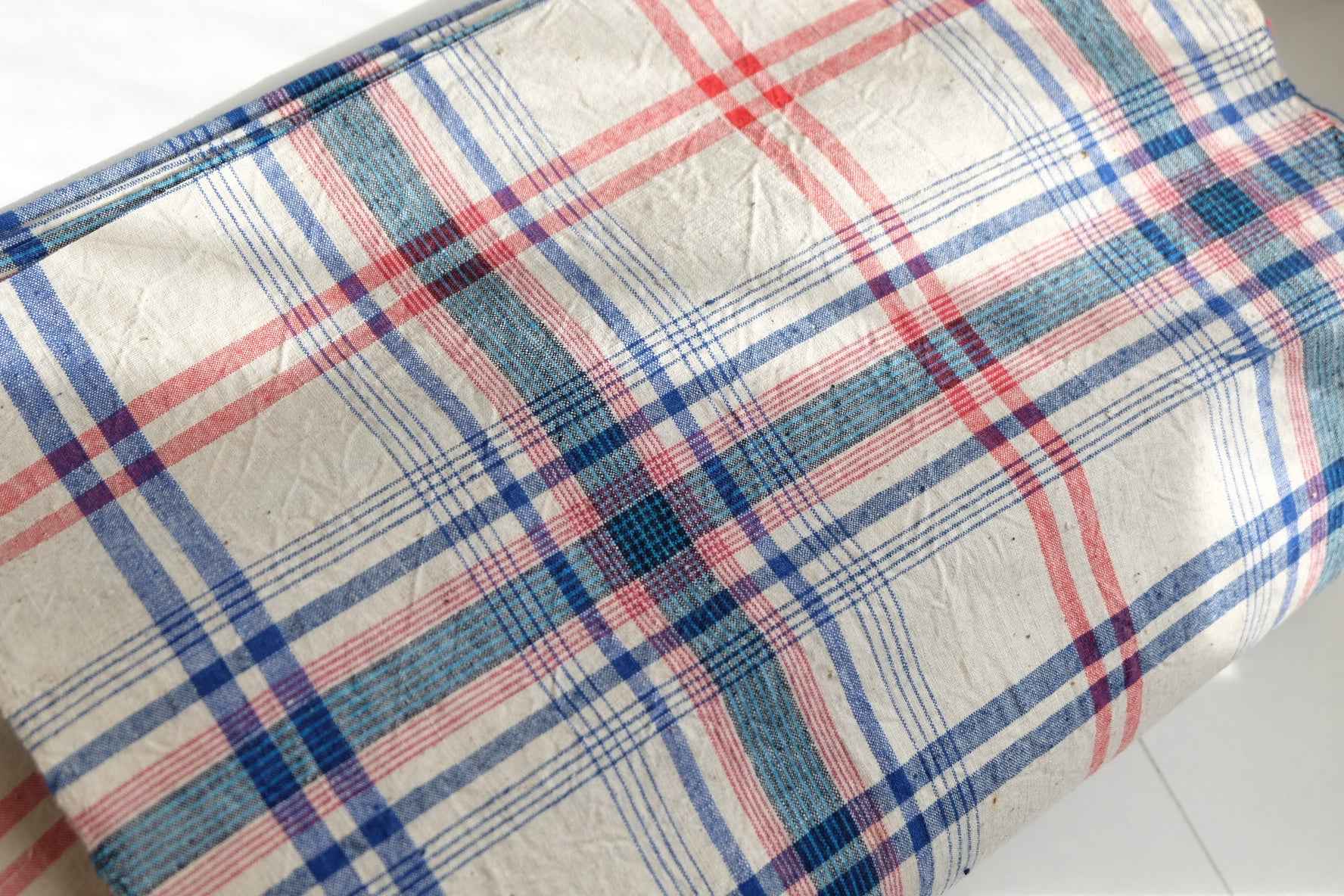 Southern Tǔbù: 'Forest Bloom' Plaid - Hand - Spun Yarn - BUBBO