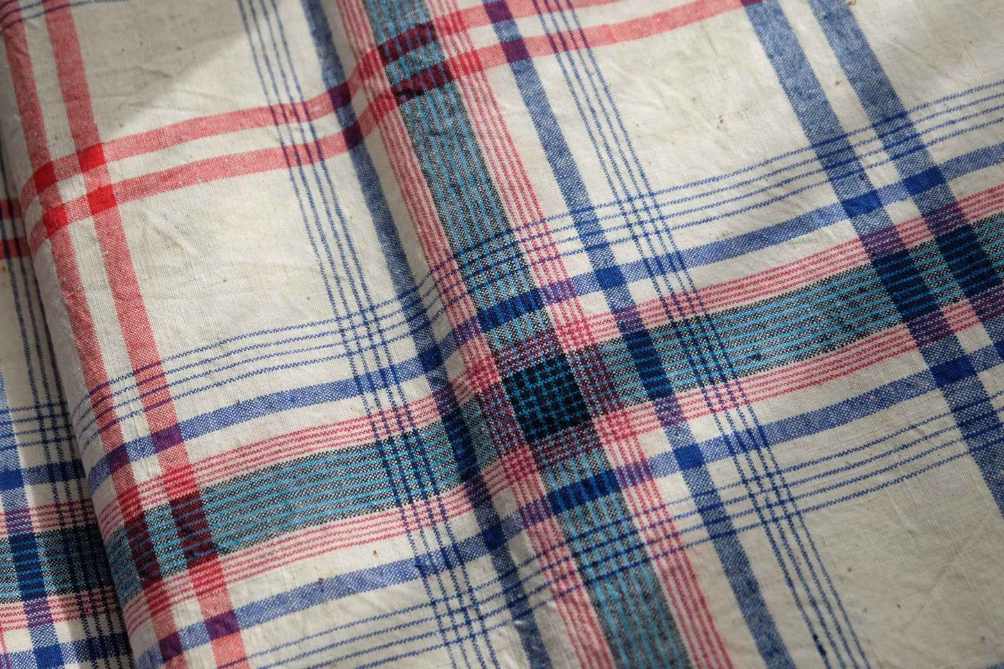 Southern Tǔbù: 'Forest Bloom' Plaid - Hand - Spun Yarn - BUBBO