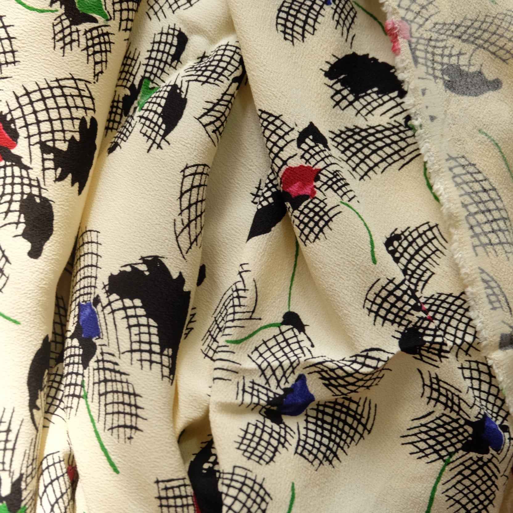 Textured Rayon Crepe Dress Fabric – Drapey Tea Dress Fabric (3.3 yd)