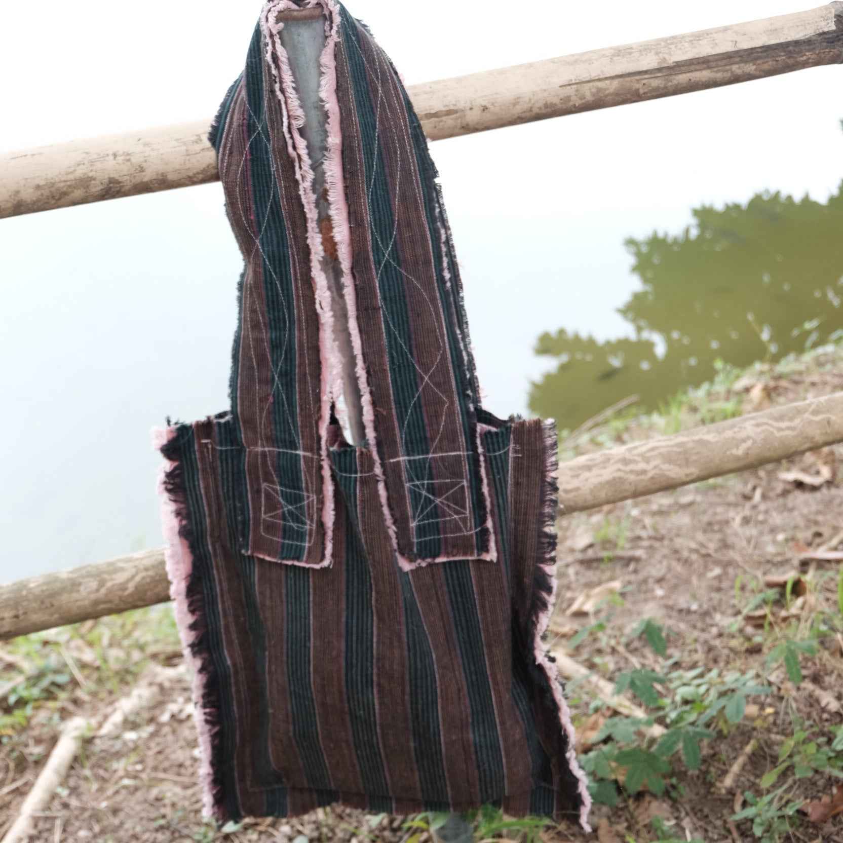 The Earth & Blossom Tote - Artisan Edition A soft tote with hand - dyed pink accents and two inner pockets - BUBBO