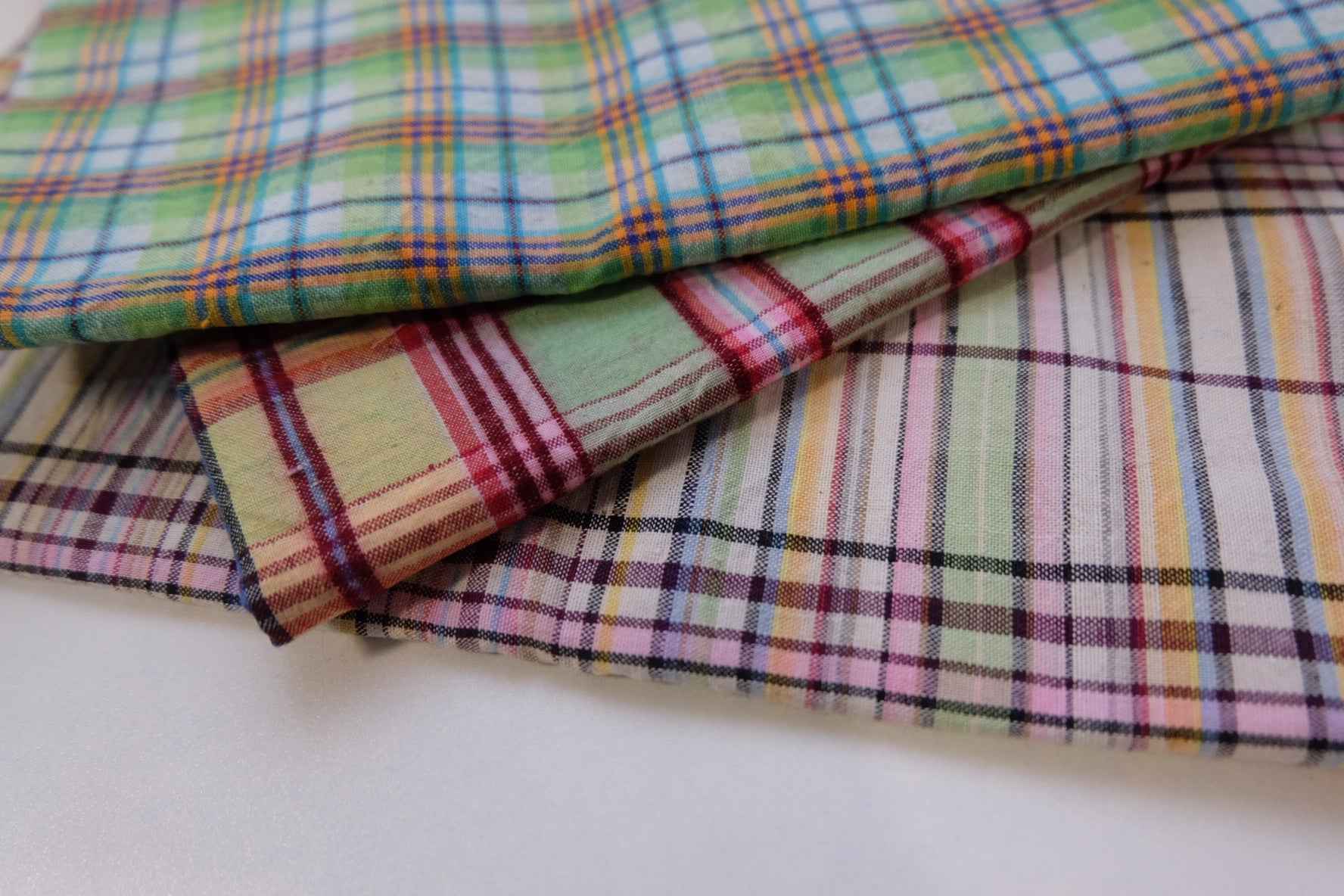 The "Kaleidoscope Light" Set - A Whisper of Pastel Hues - BUBBO