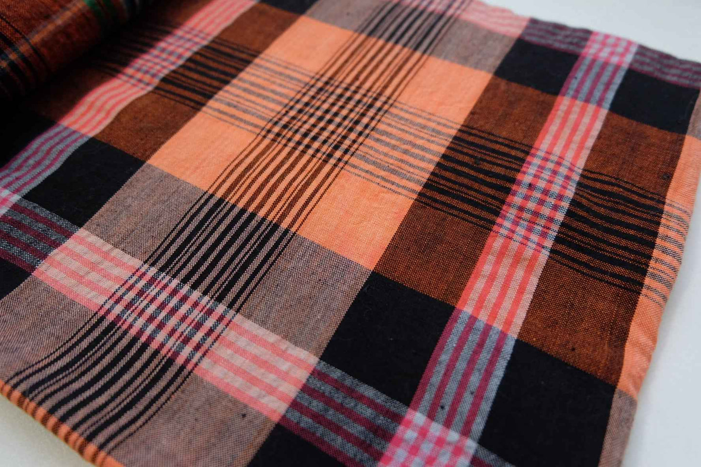 The Northern Chroma Set: A Trio of Bold Harmony - BUBBO