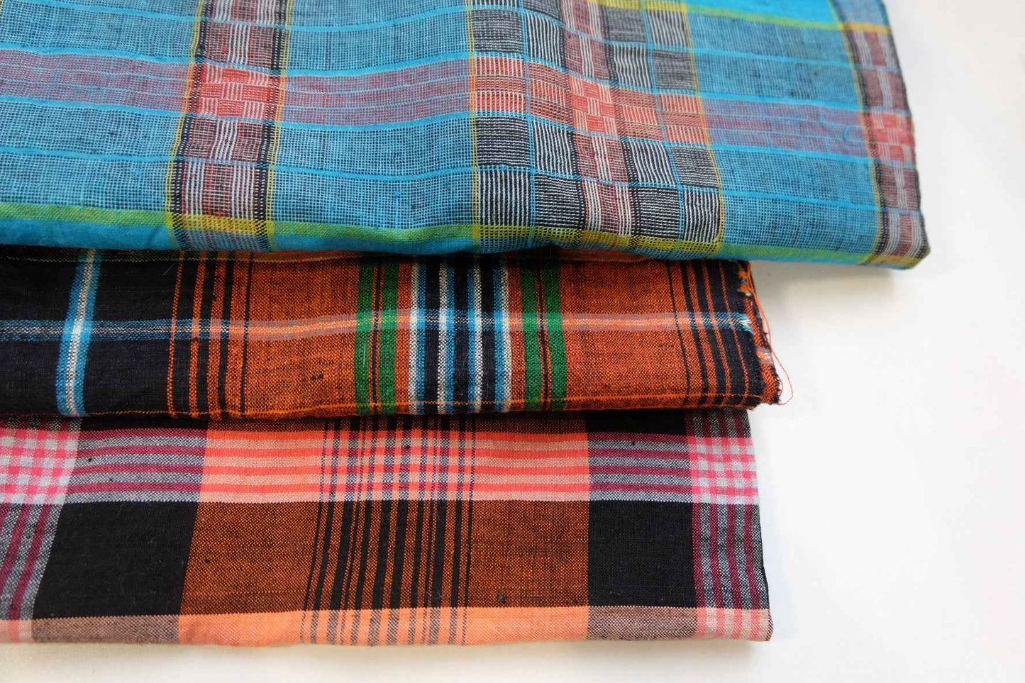 The Northern Chroma Set: A Trio of Bold Harmony - BUBBO