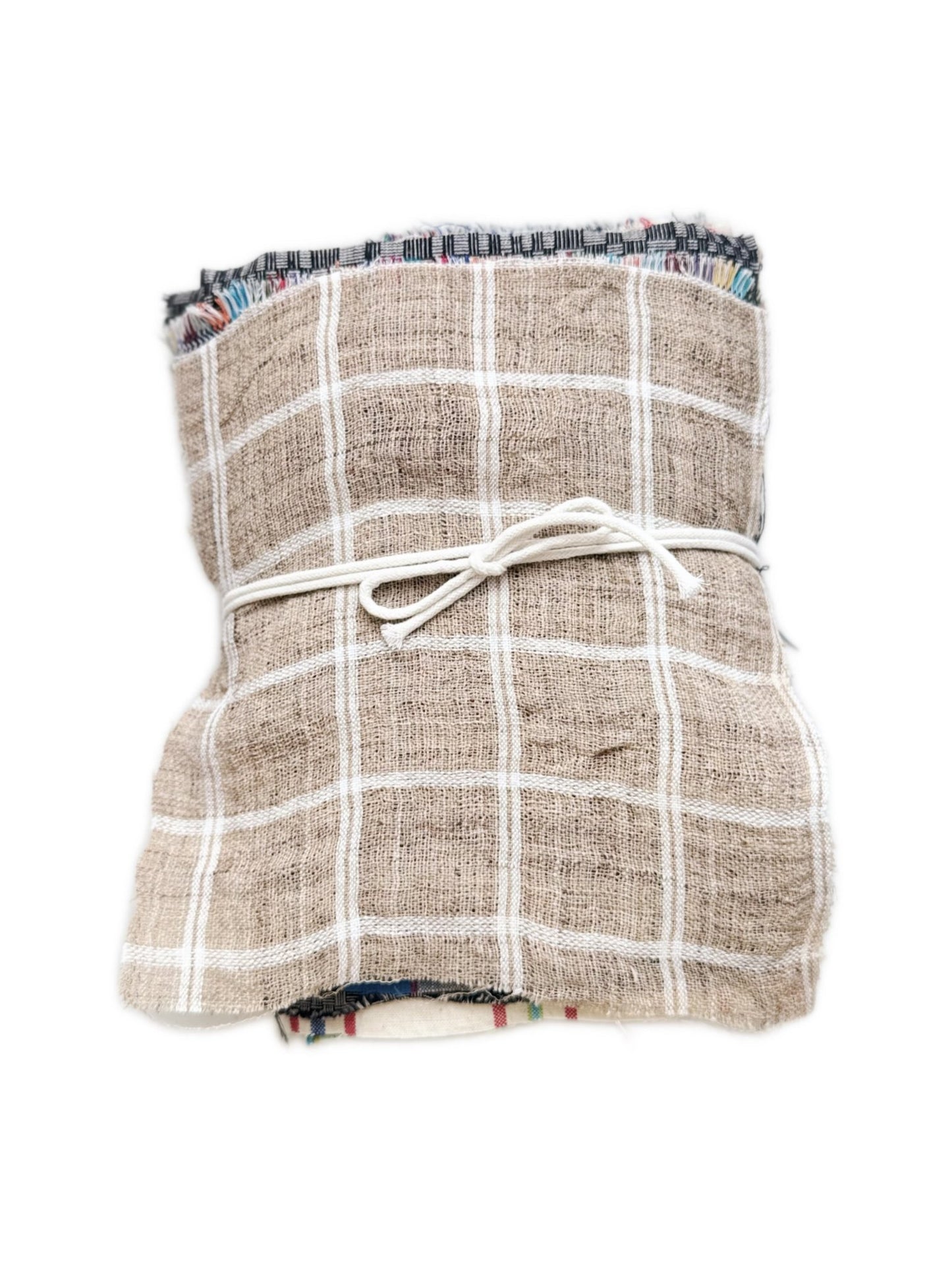 The Textile Library - A Heritage Sampler - BUBBO