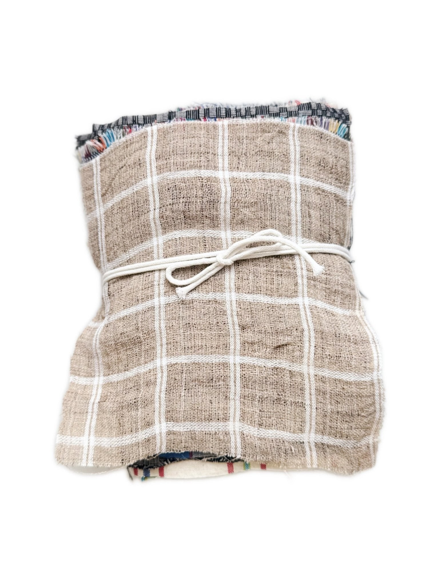 The Textile Library - A Heritage Sampler - BUBBO