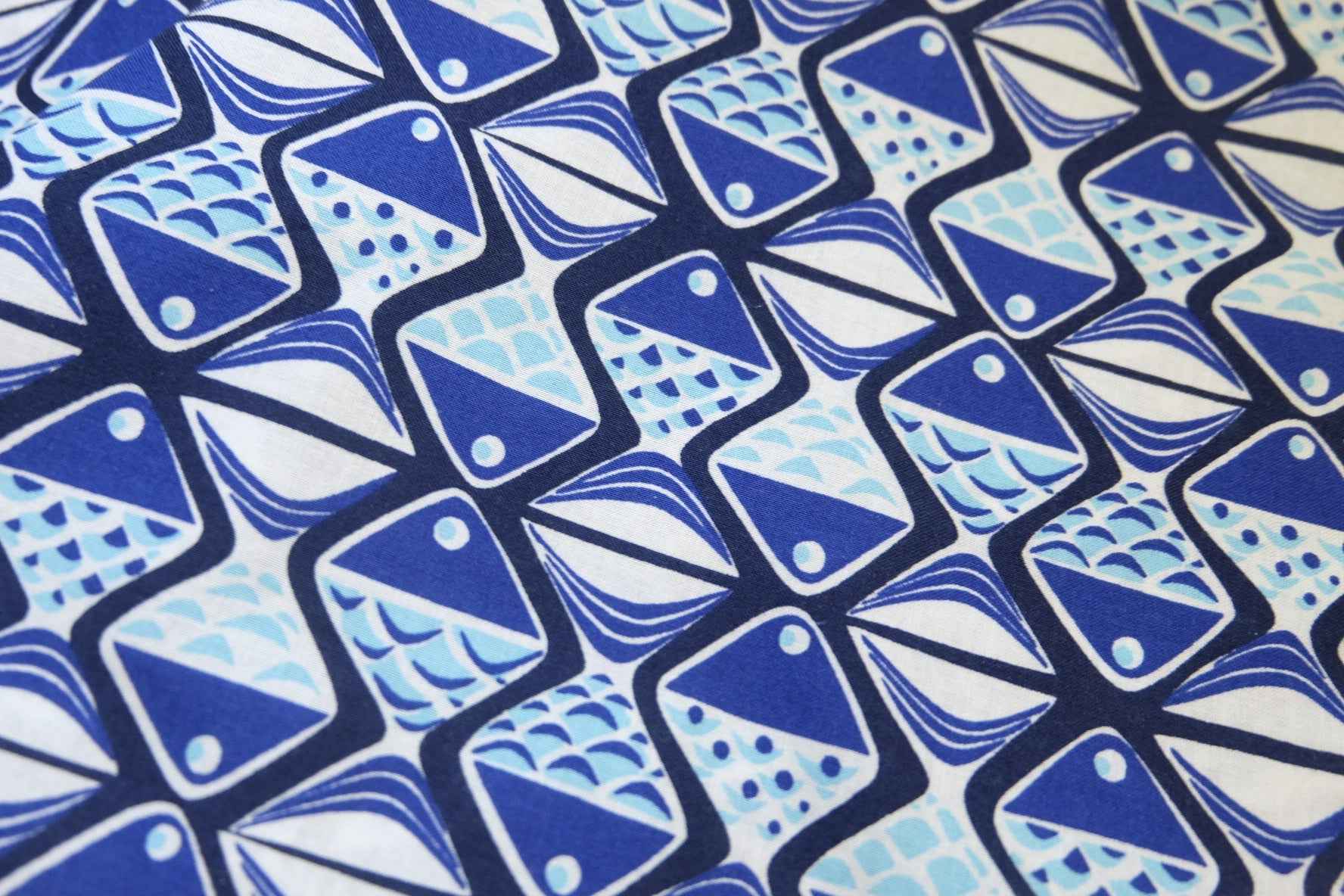 Vera Bradley Graphic Cotton — 1.6 yd