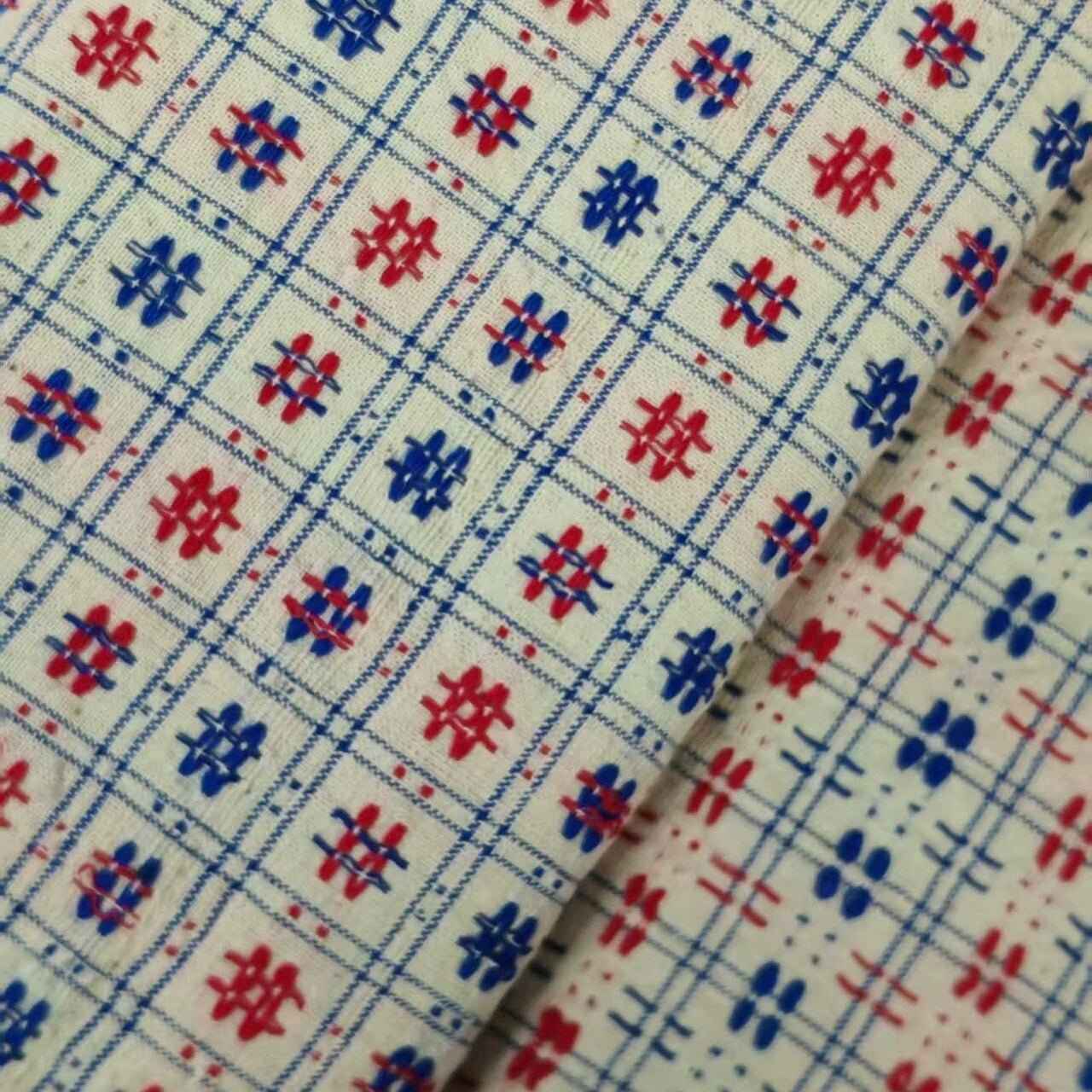 Vintage 1950s 'Cross-Stitch Loom' Southern Tǔbù - Collector's Textile in Indigo & Crimson