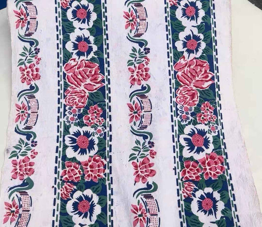 Vintage 'Country Garden' Floral Print - Classic Blossom Heritage Fabric - BUBBO