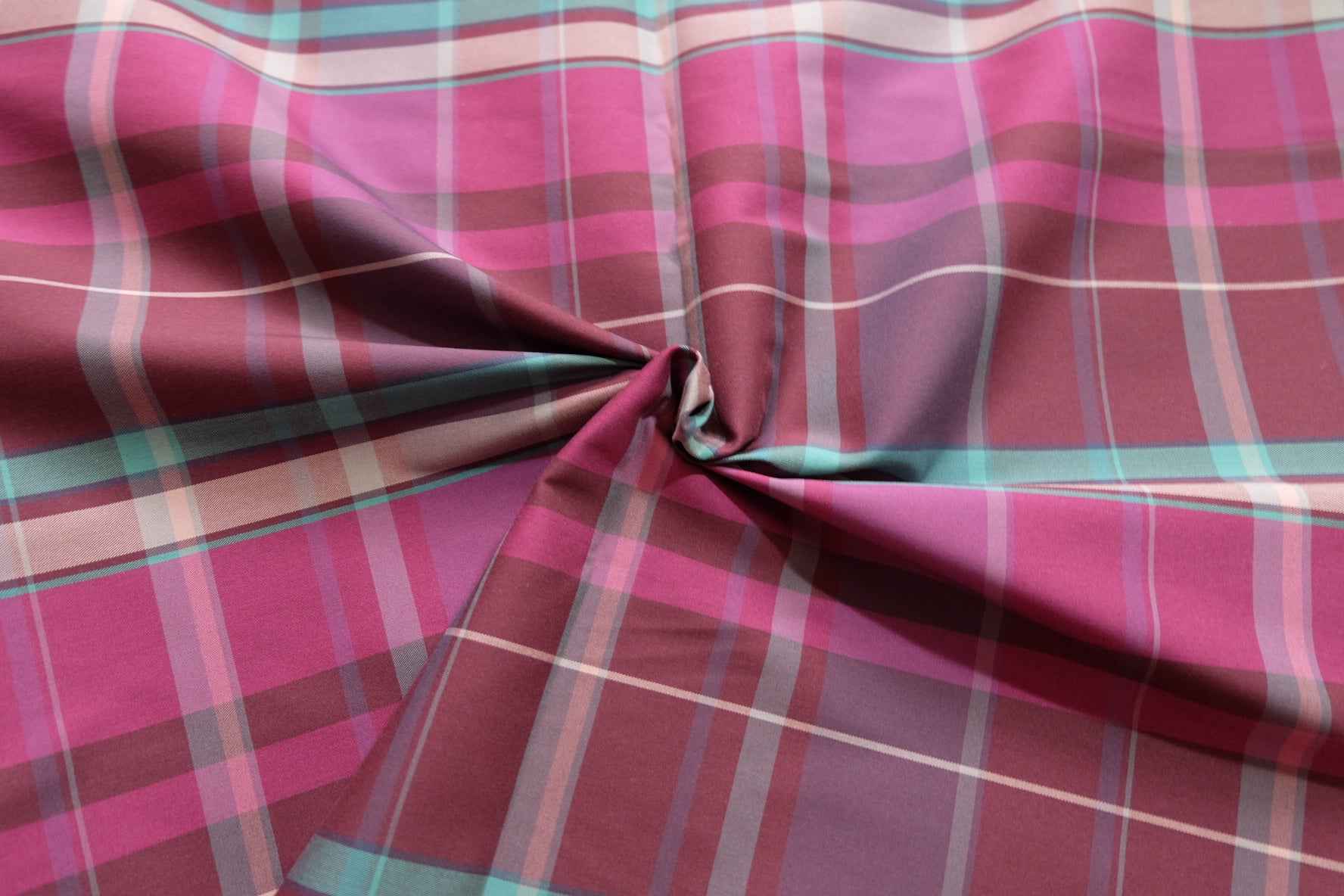 Vintage - Inspired Korean TR Plaid – Structured Fabric - 2 yds - BUBBO