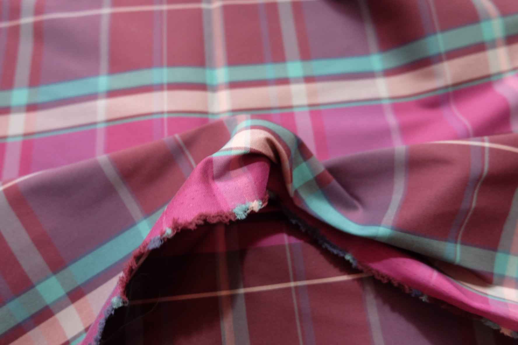 Vintage - Inspired Korean TR Plaid – Structured Fabric - 2 yds - BUBBO