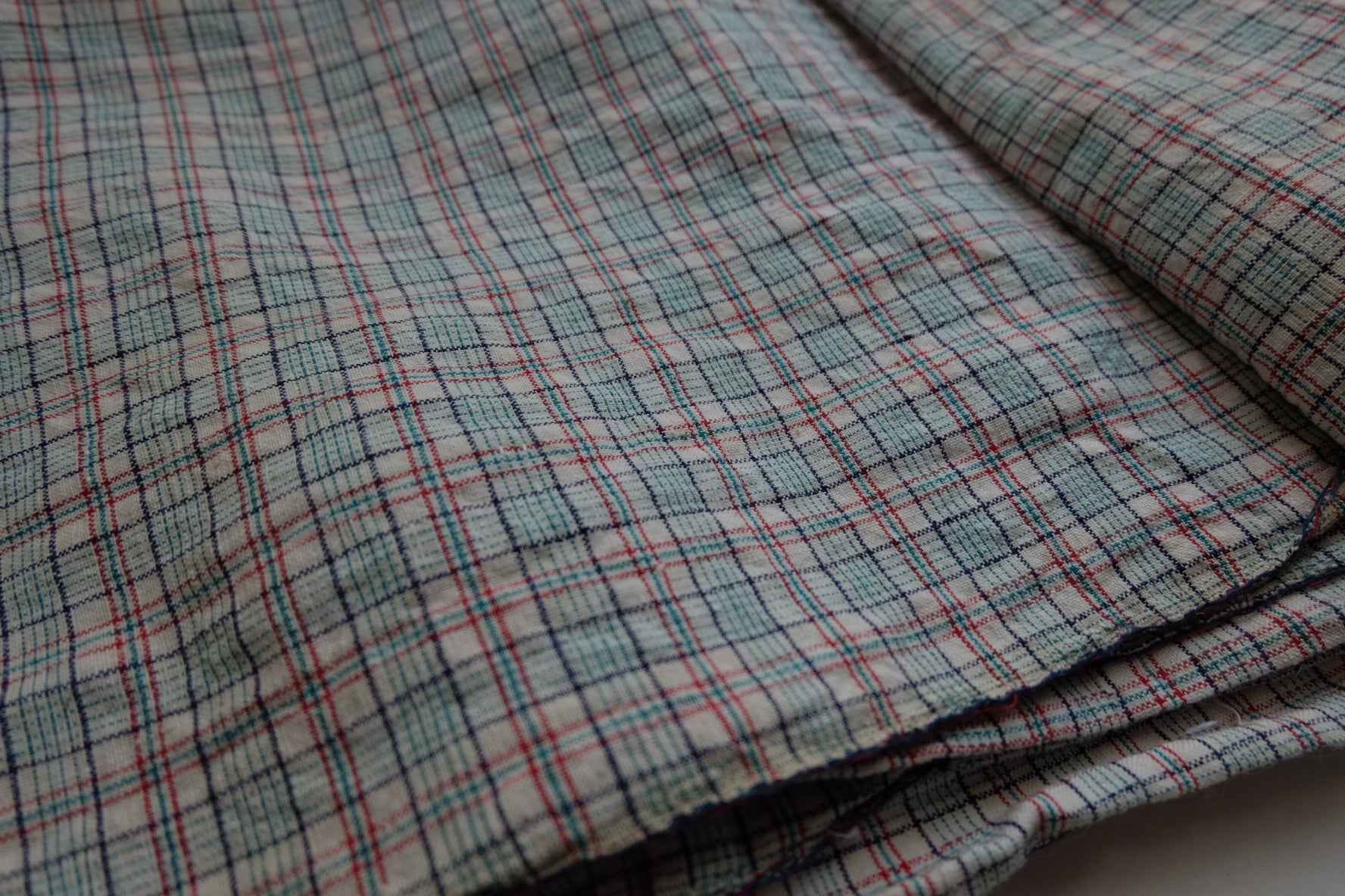 Willow Check Tǔbù: White & Green with Red Accents - 32.5cm Width | Pre - Washed - BUBBO