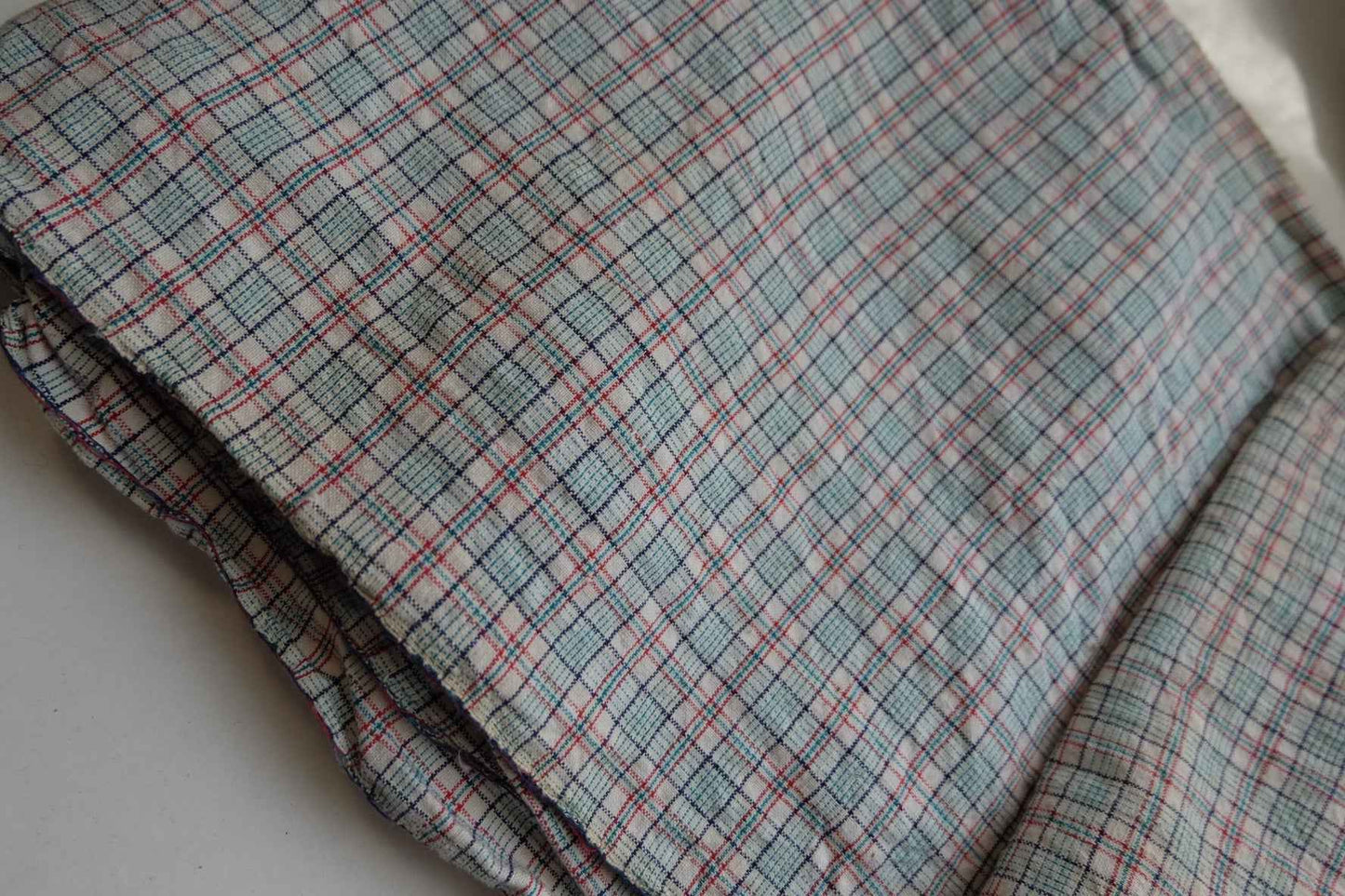 Willow Check Tǔbù: White & Green with Red Accents - 32.5cm Width | Pre - Washed - BUBBO