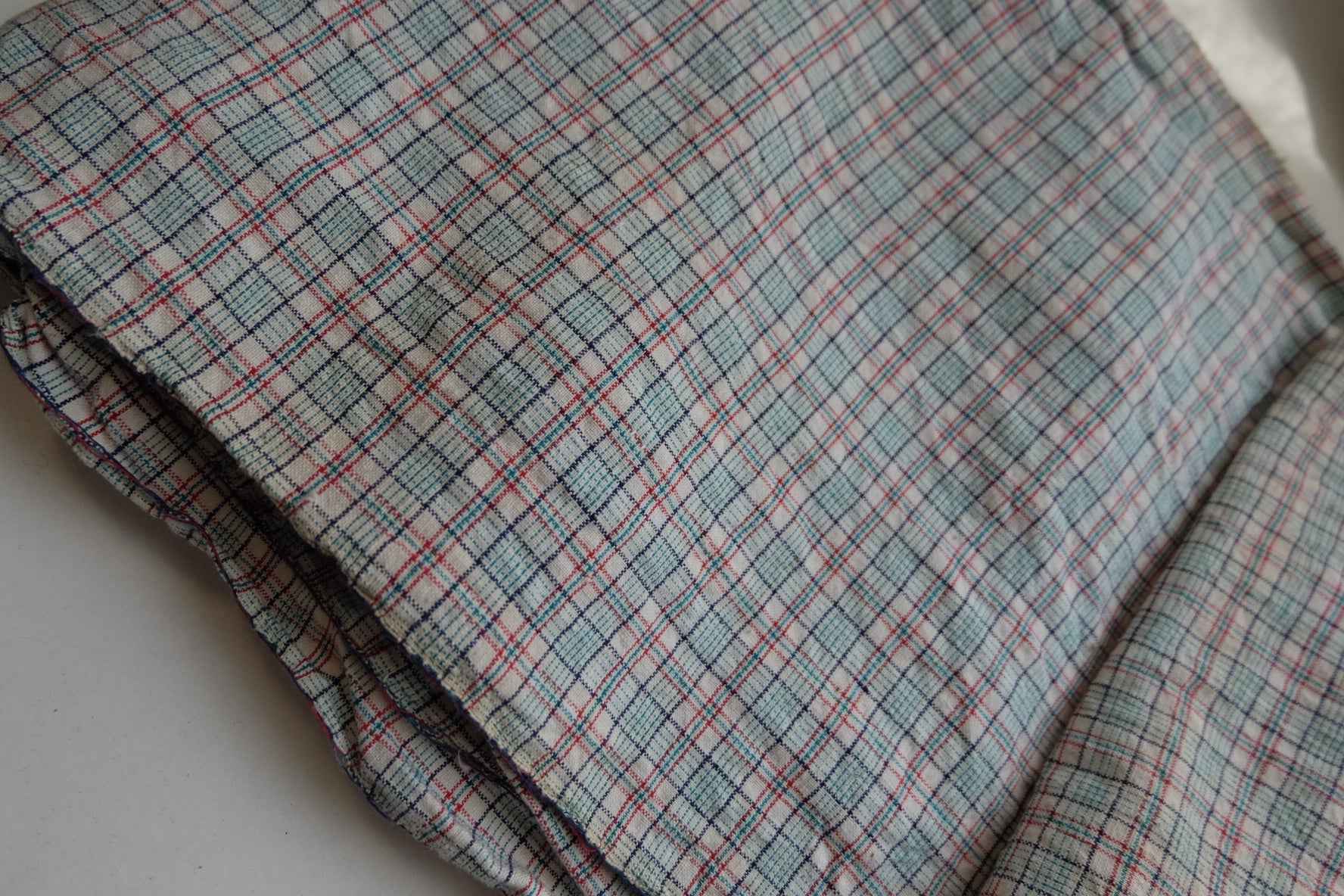 Willow Check Tǔbù: White & Green with Red Accents - 32.5cm Width | Pre - Washed - BUBBO